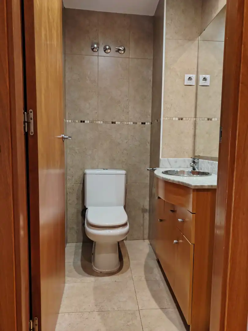 Baño de Dúplex en venta en Manresa con Calefacción, Parquet y Terraza