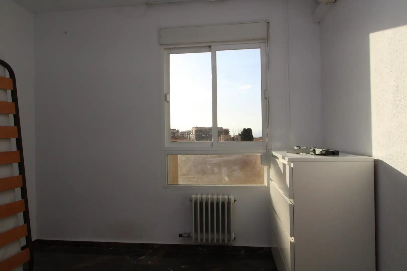 Habitación de Piso de alquiler en Granada con Aire acondicionado, Calefacción y Terraza