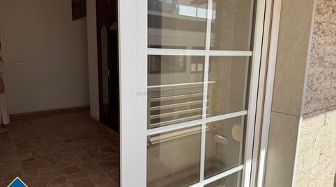 Apartamento con terraza, en la provincia de Alicante, en la ciudad de Torrevieja, en la zona de Playa del Cura. 5 habitaciones | 1, imatge 2