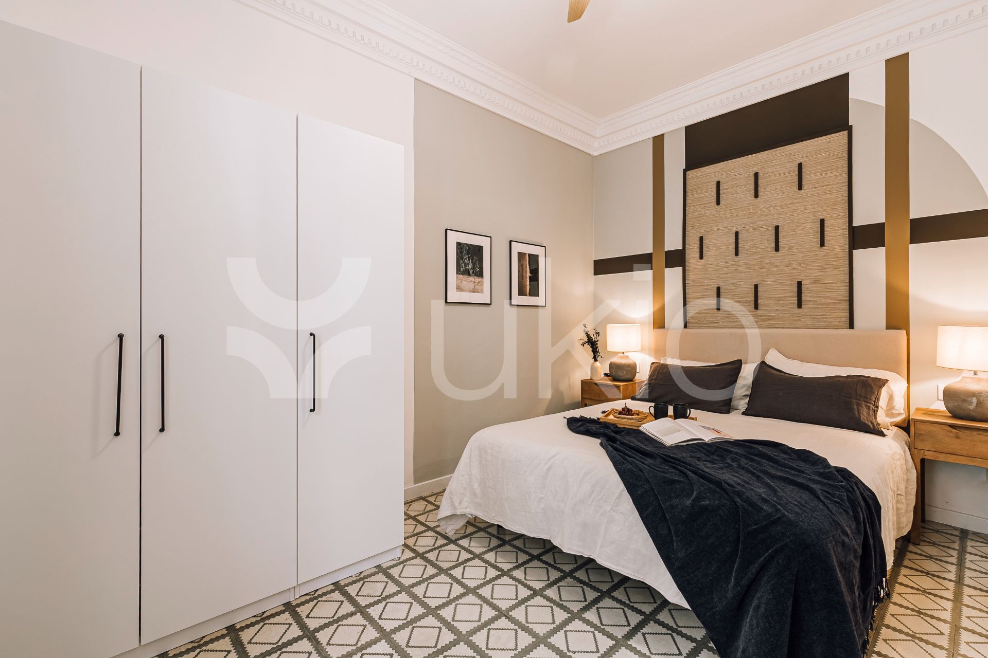 Habitación de Apartamento de alquiler en  Barcelona Capital con Calefacción, Amueblado y Horno