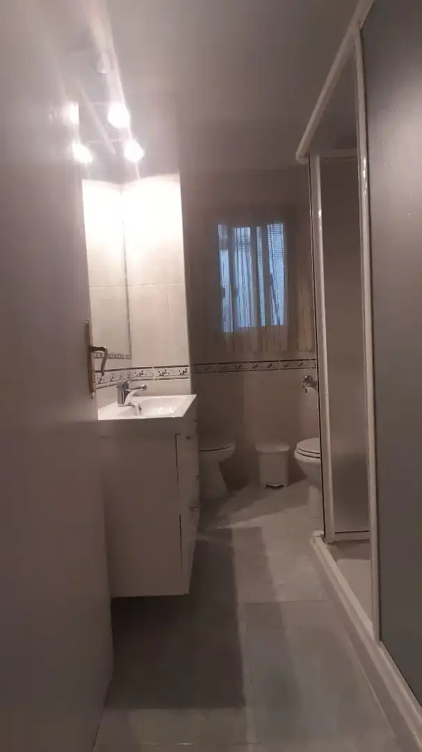 Bathroom of Flat for rent in Córdoba  with Air Conditioner, Terrace and Furnished