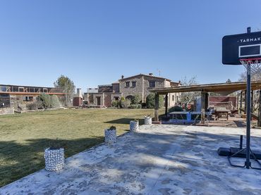 Landhaus mit Pool zum Verkauf in Aguilar de Segarra