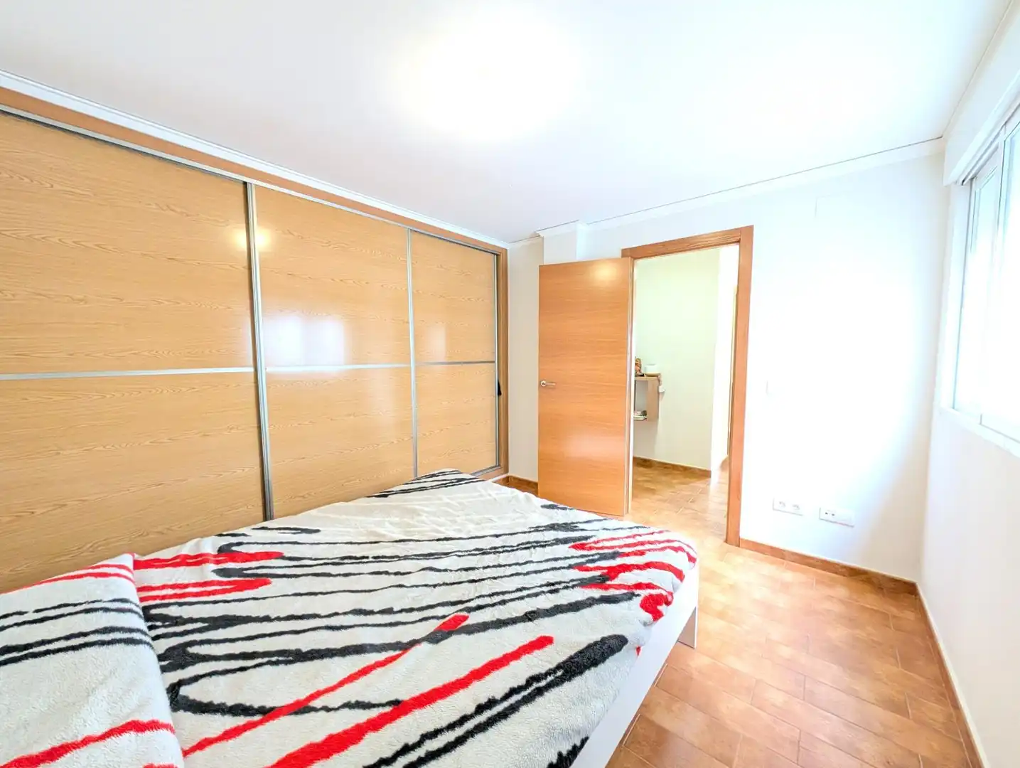 Habitación de Ático en venta en Gandia con Terraza, Trastero y Balcón