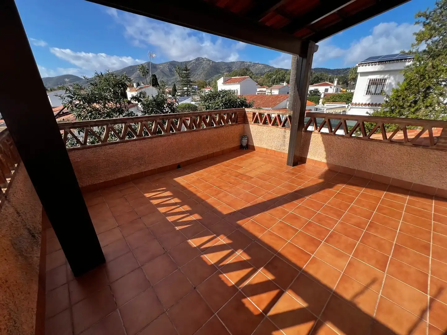 Terrassa de Casa o xalet en venda en Málaga amb Aire condicionat, Calefacció i Jardí privat