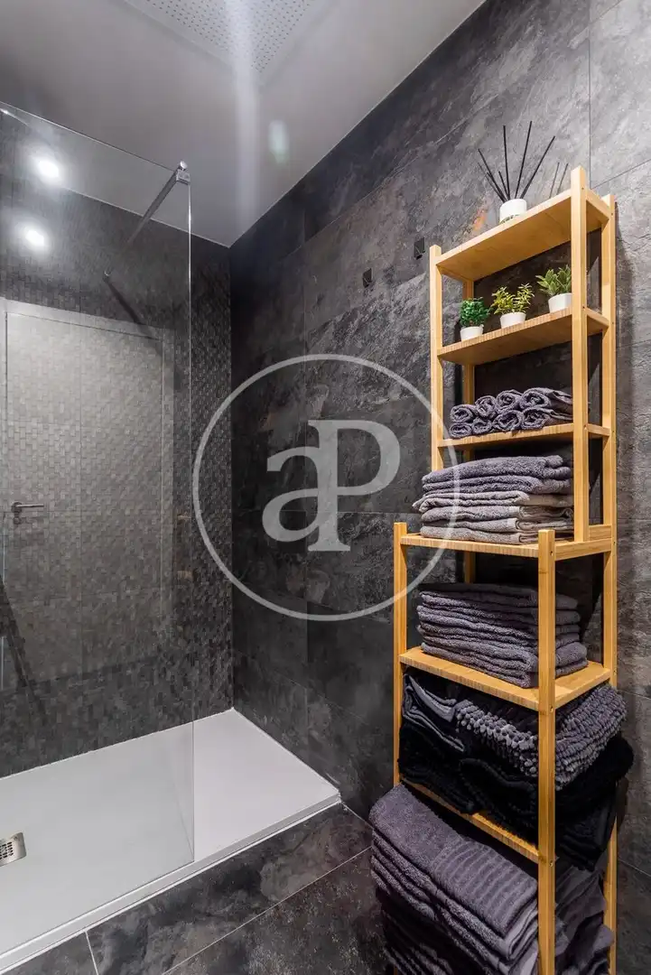 Flat with terrace to rent in Campanar, imagen 11