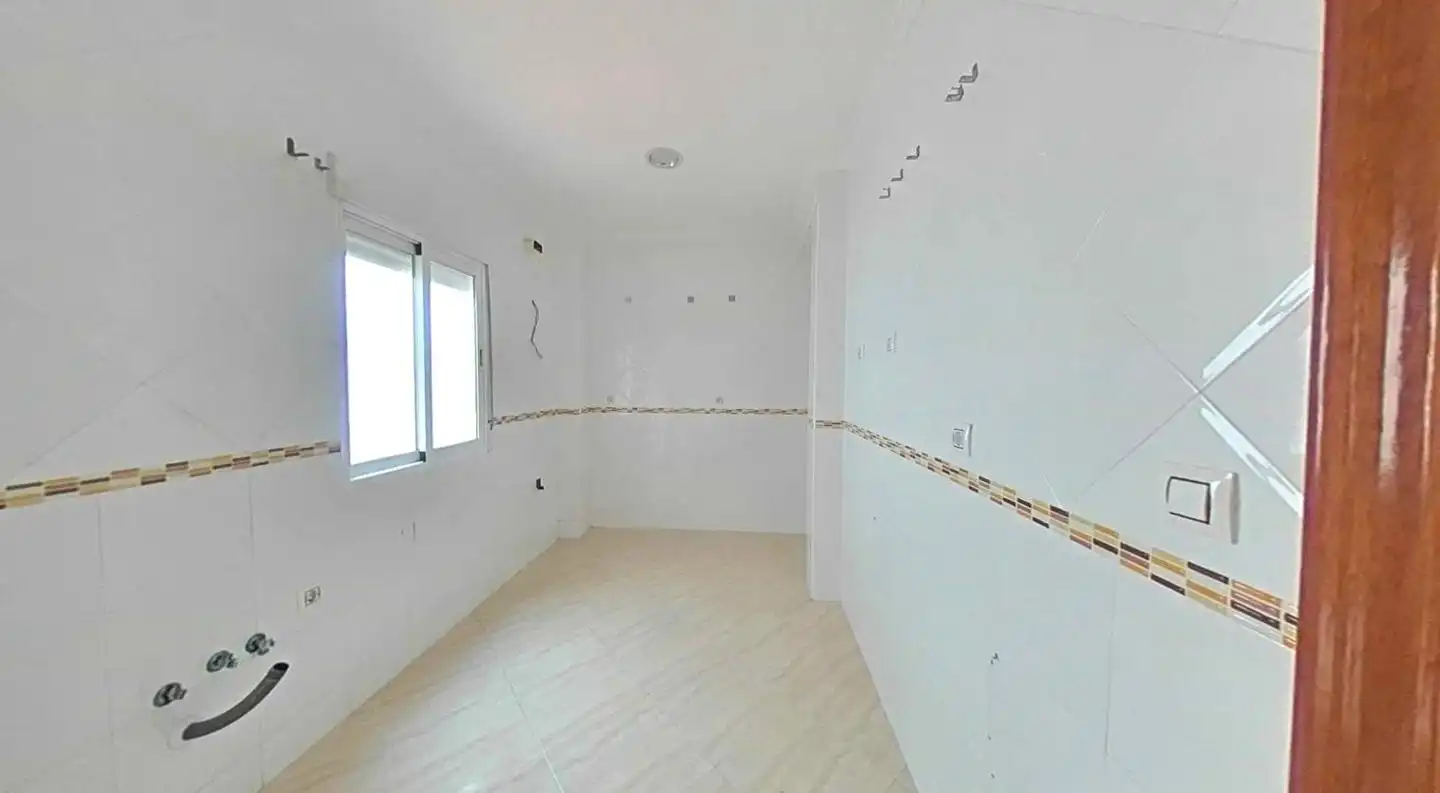 Habitación de Planta baja en venta en Huelma