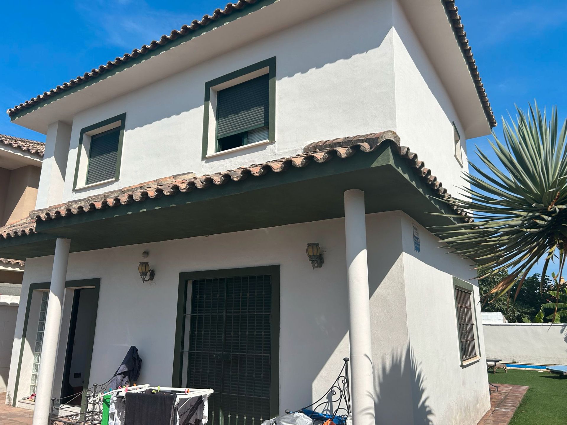 Exterior view of House or chalet for sale in Algeciras  with Air Conditioner, Private garden and Swimming Pool