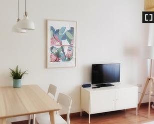 Sala d'estar de Pis de lloguer en  Barcelona Capital amb Aire condicionat, Calefacció i Moblat