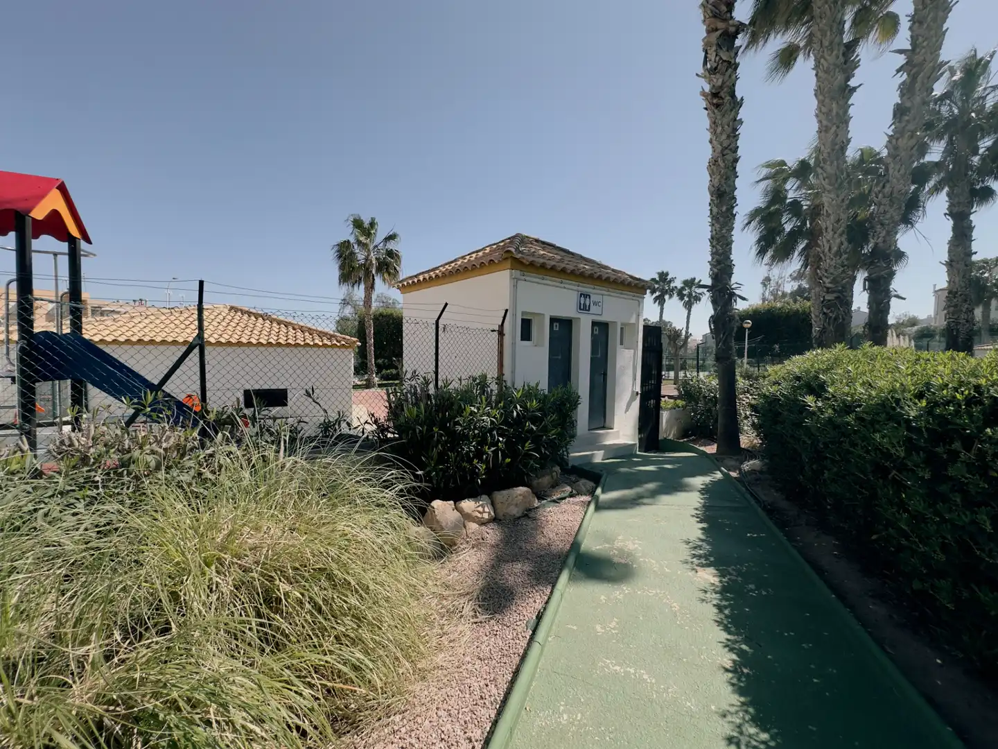 Reihenhaus mit Terrasse zum Verkauf in Avinguda D'Escandinàvia 23, imagen 54