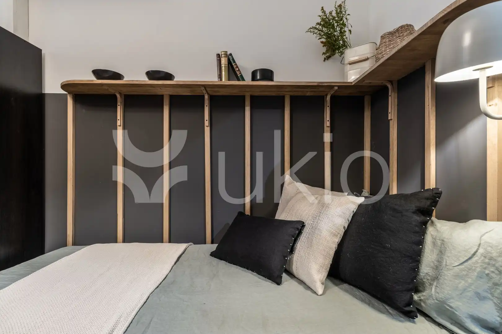 Habitación de Apartamento de alquiler en Madrid con Aire acondicionado, Calefacción y Amueblado