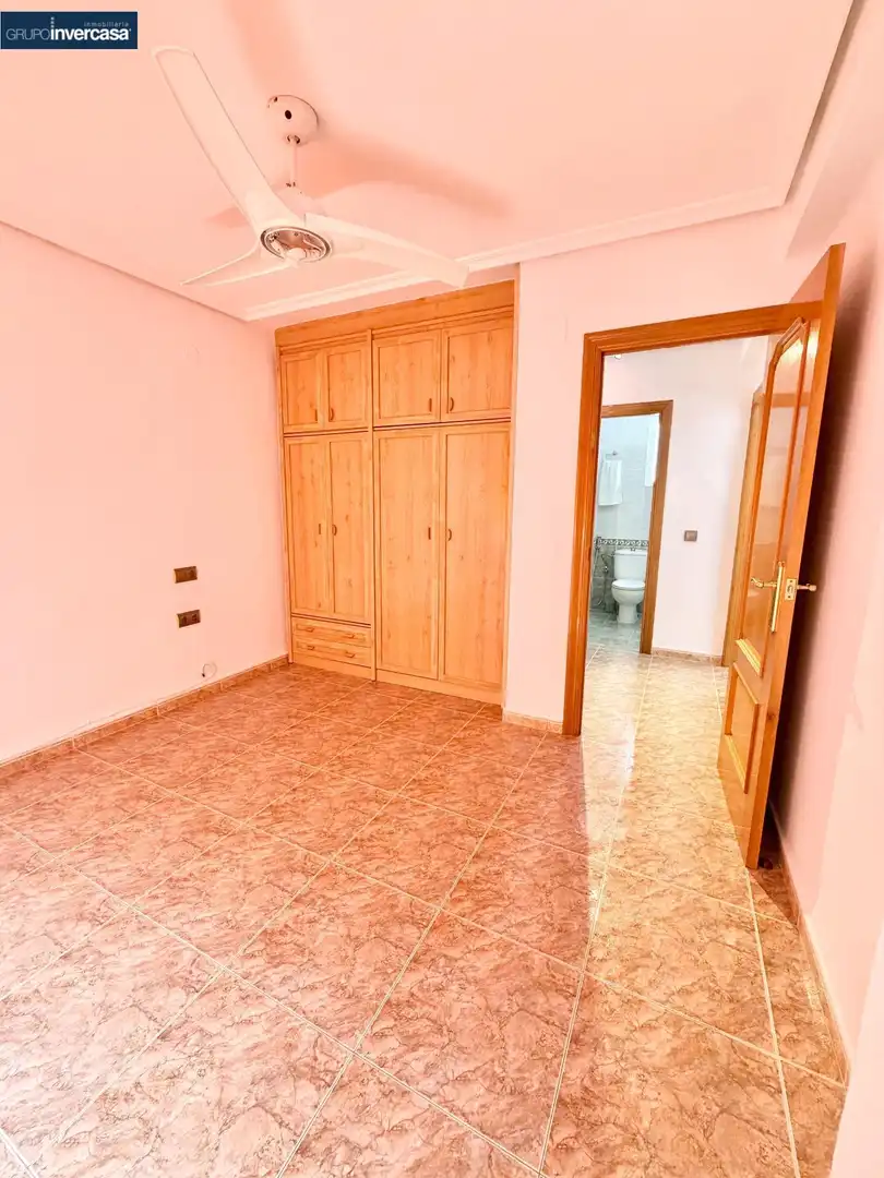 Bedroom of Flat for rent in Quart de Poblet  with Air Conditioner, Furnished and Balcony