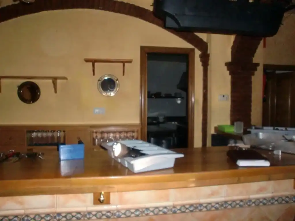Local comercial en venda a Calle San Jerónimo Hermosilla, imagen 3