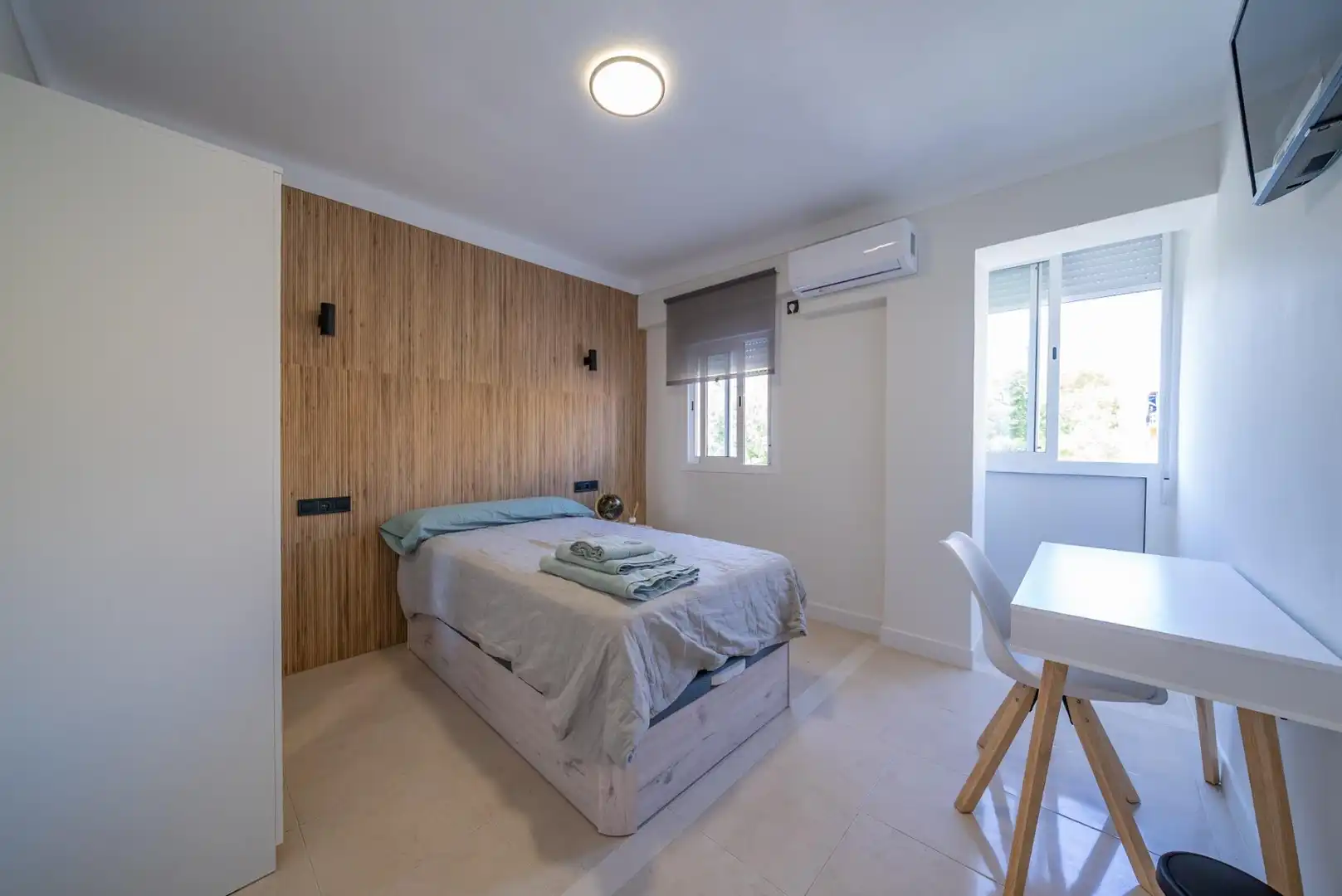 Schlafzimmer von Wohnung zur untervermieten in Sevilla mit Klimaanlage, Terrasse und Möbliert