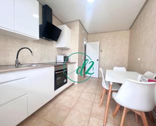 Kitchen of Flat to rent in Ourense Capital   with Heating