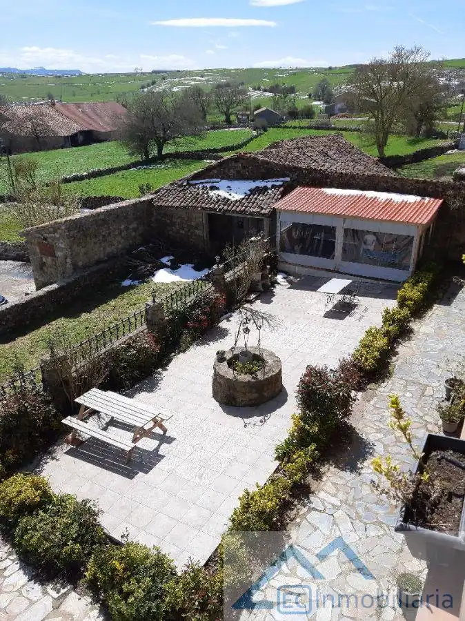 Terrasse von Gebäude zum Verkauf in Campoo de Yuso