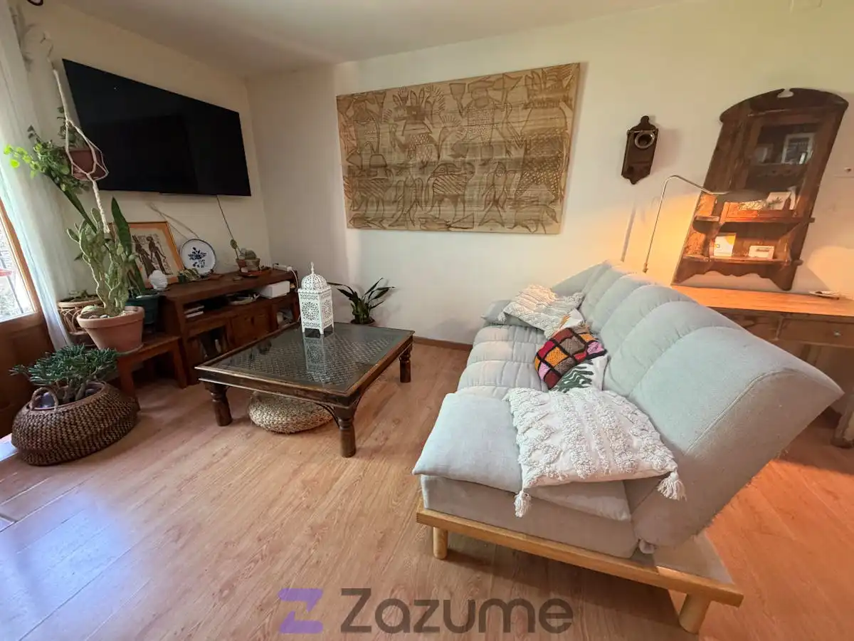 Sala d'estar de Pis de lloguer en Cuenca amb Moblat, Forn i Rentadora