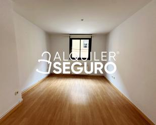 Bedroom of Flat to rent in San Lorenzo de El Escorial  with Terrace