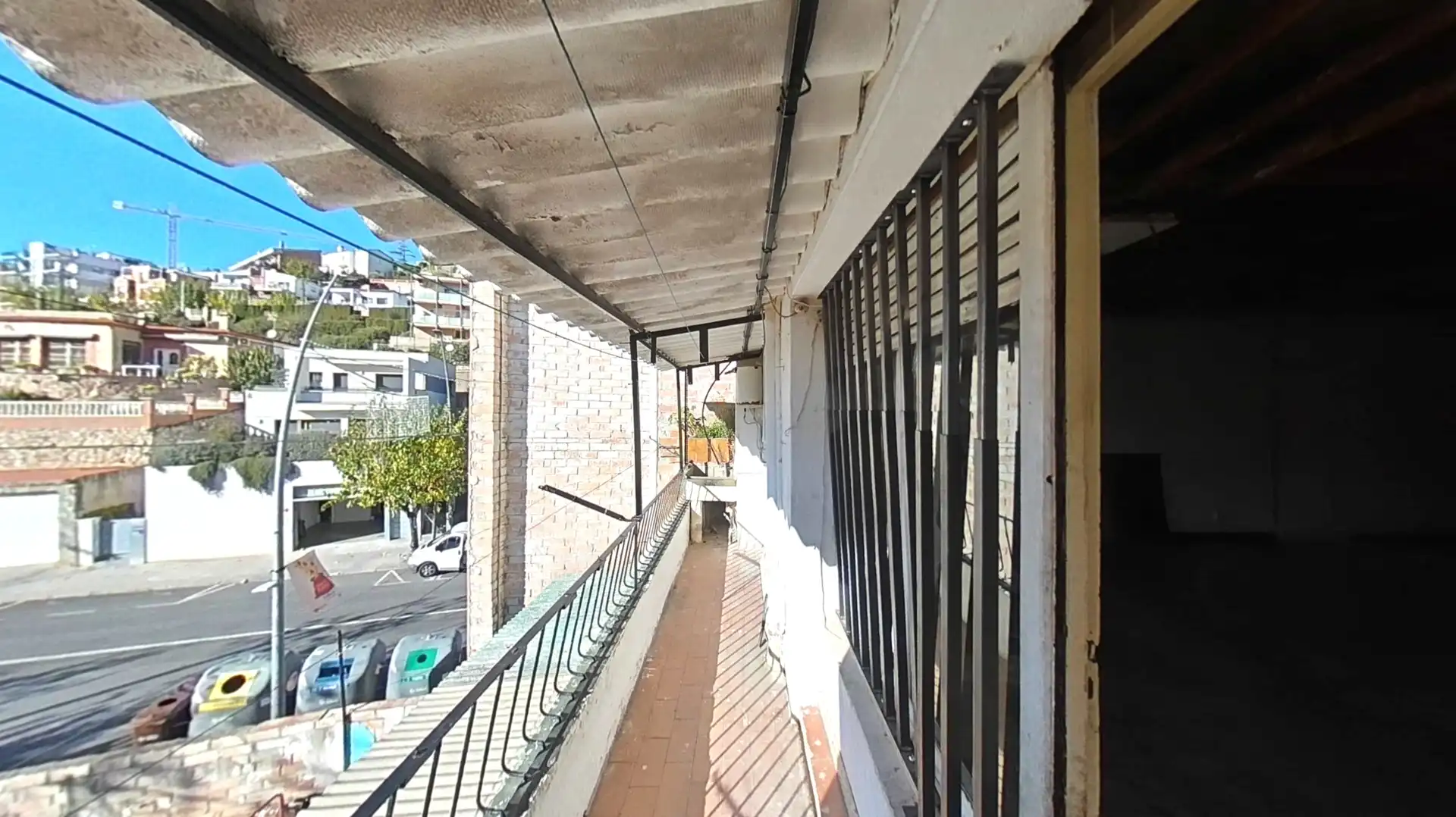 Vista exterior de Piso en venta en Vallirana con Balcón