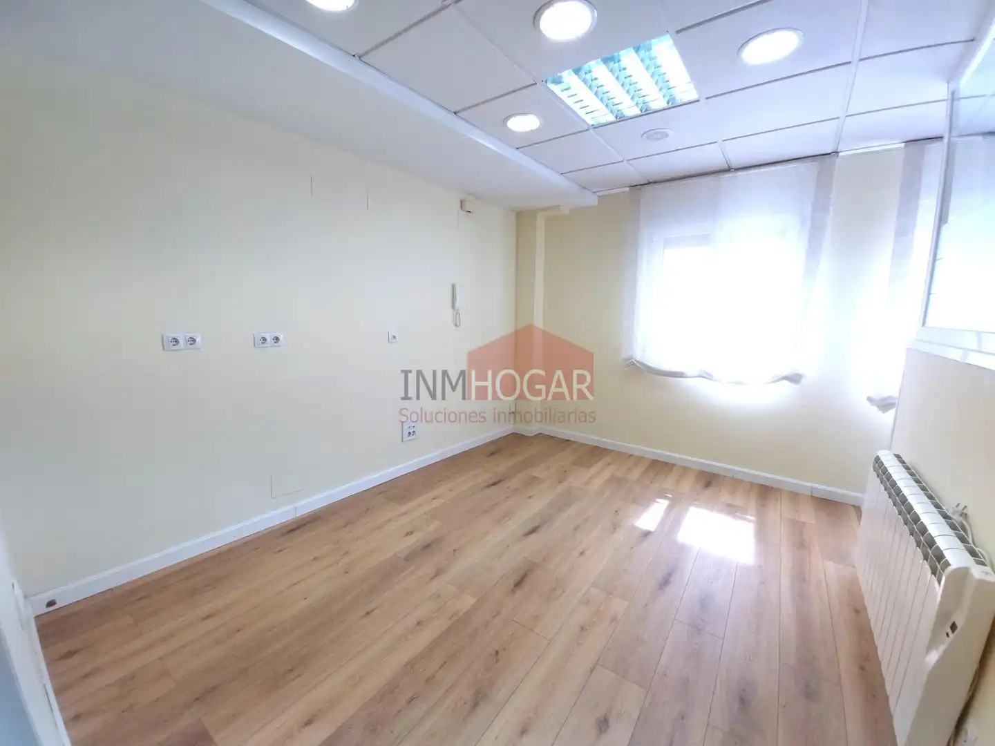 Locale commerciale in vendita a Sur, imagen 15