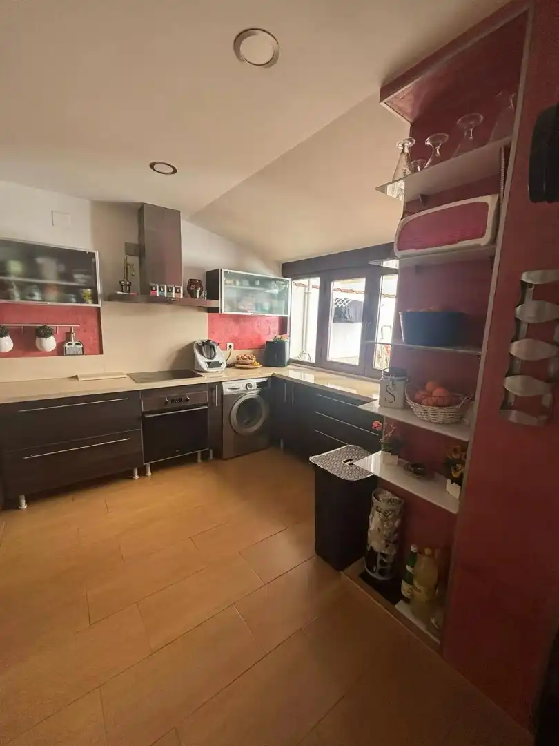 Cocina de Piso en venta en Peligros con Aire acondicionado, Terraza y Horno