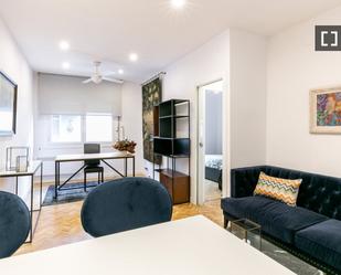 Living room of Flat to rent in  Barcelona Capital  with Air Conditioner, Heating and Furnished