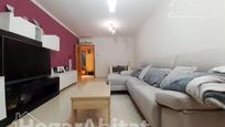 Living room of Flat for sale in Oliva  with Air Conditioner, Heating and Parquet flooring