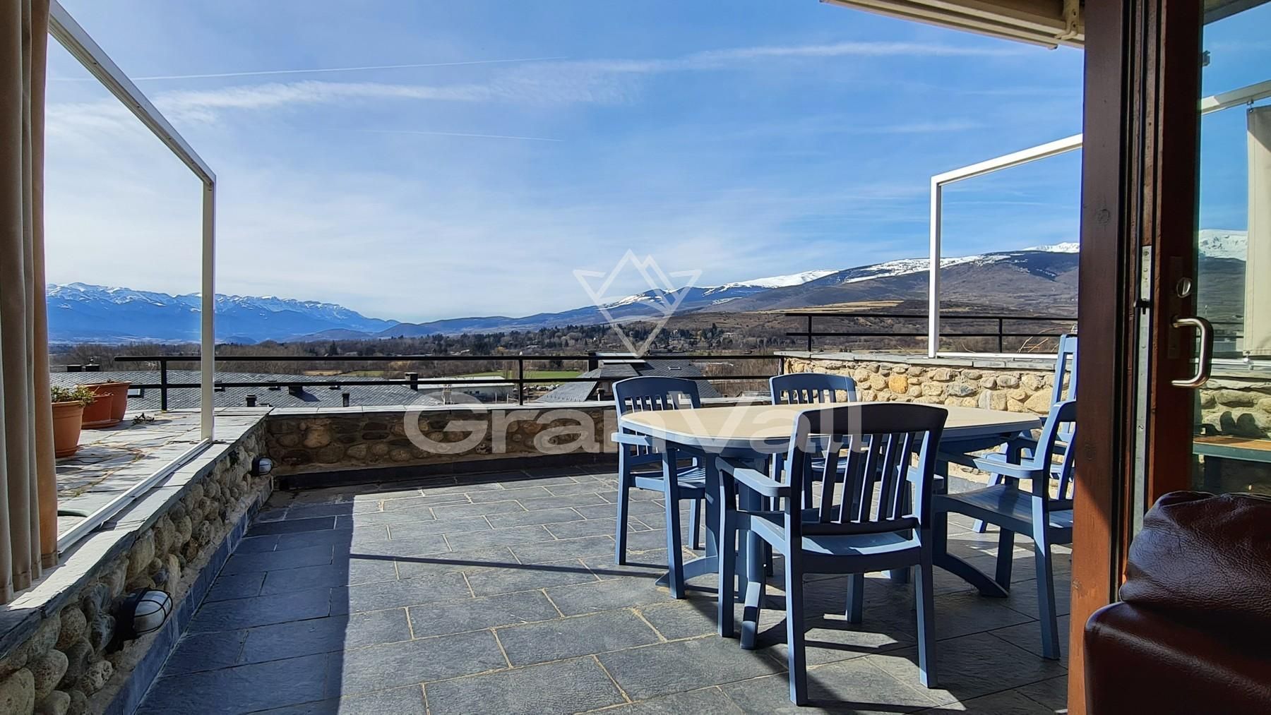 Terraza de Casa adosada en venta en Puigcerdà con Calefacción, Terraza y Trastero