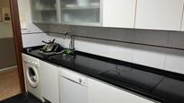 Kitchen of Flat for sale in  Zaragoza Capital  with Air Conditioner, Heating and Terrace