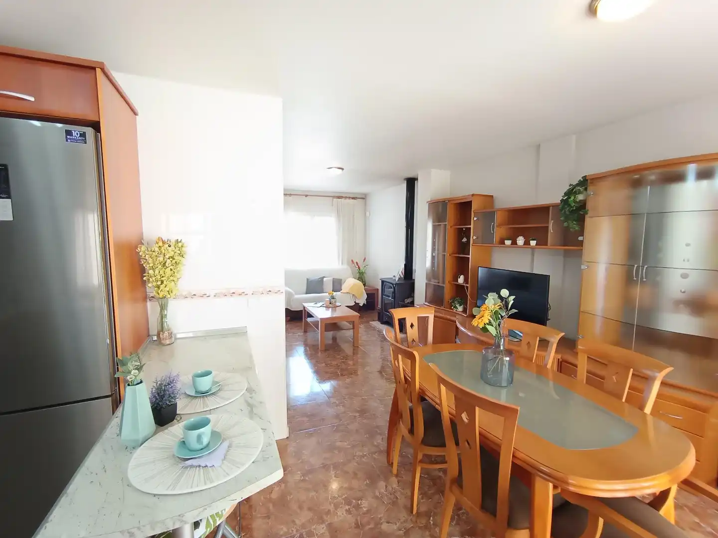 Wohnzimmer von Einfamilien-Reihenhaus zum Verkauf in Ulea mit Klimaanlage, Heizung und Terrasse