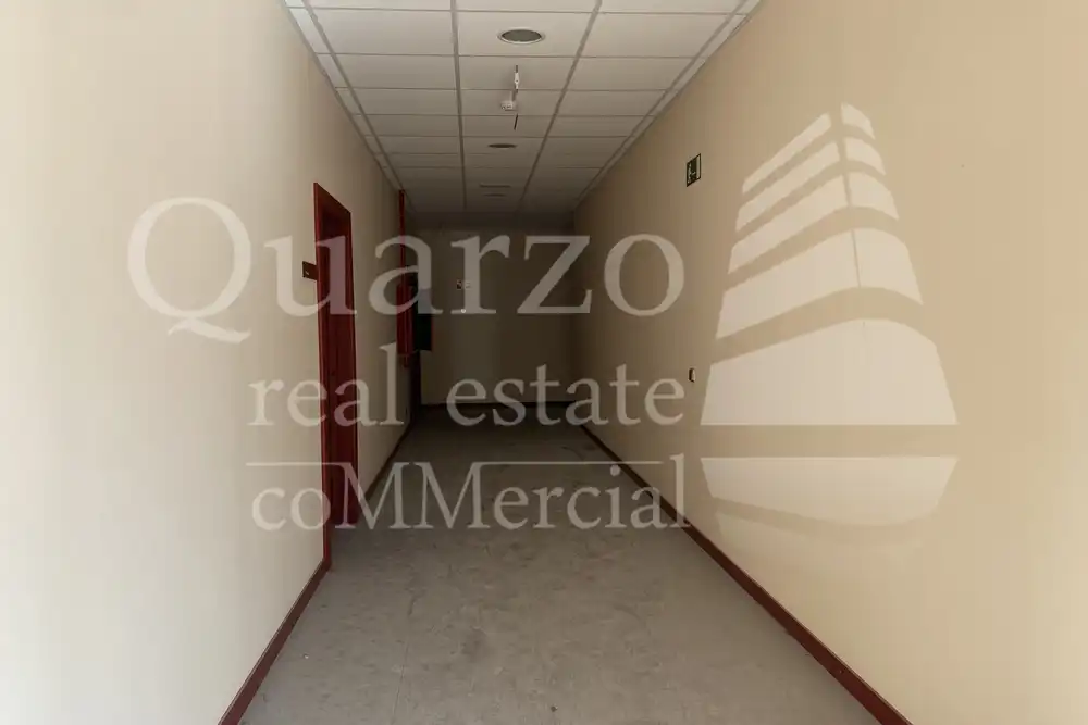 Business premises for sale in Plaza Jorge Manrique, imagen 6
