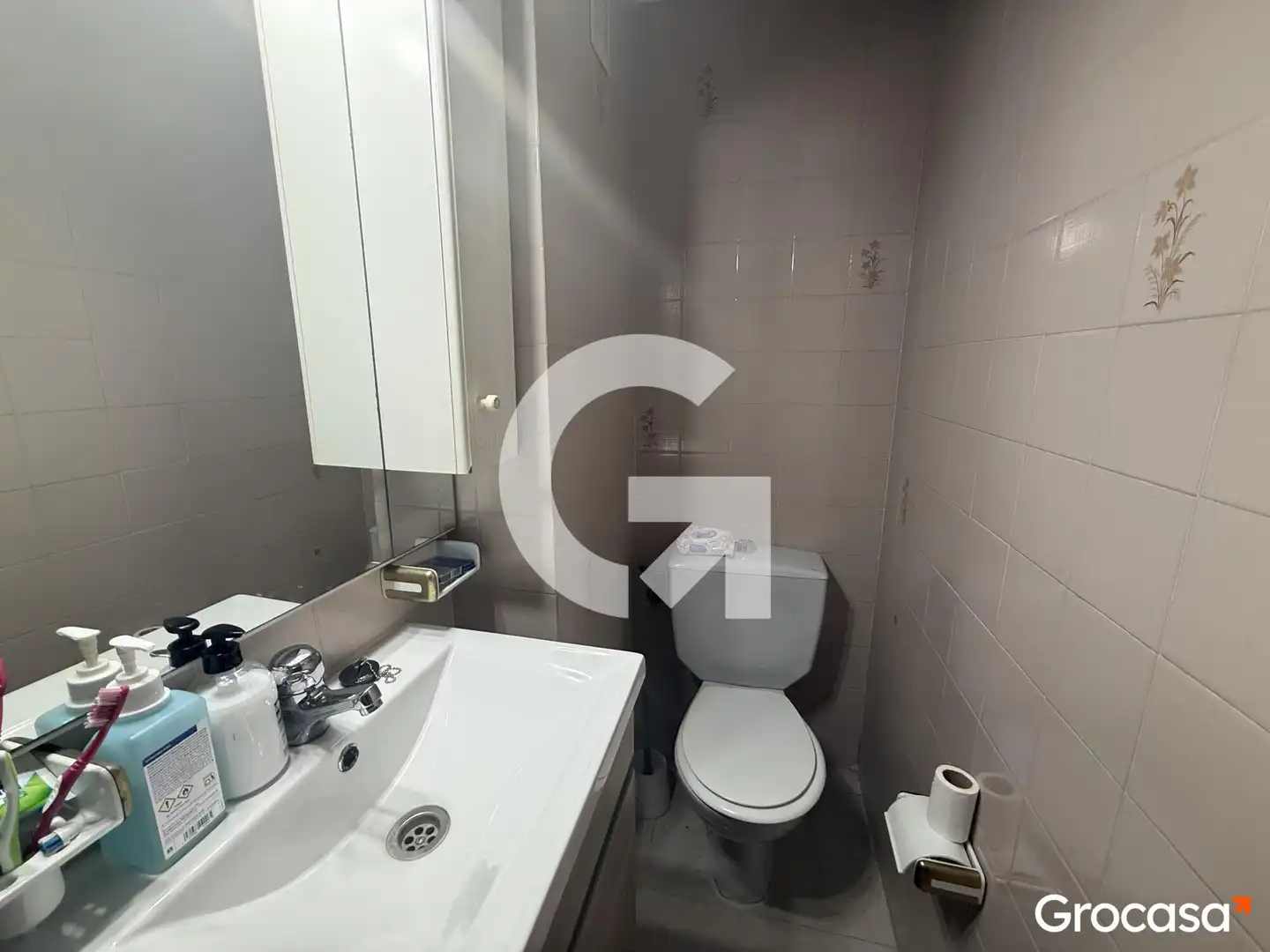 Bathroom of Flat for sale in Mataró  with Heating, Terrace and Storage room