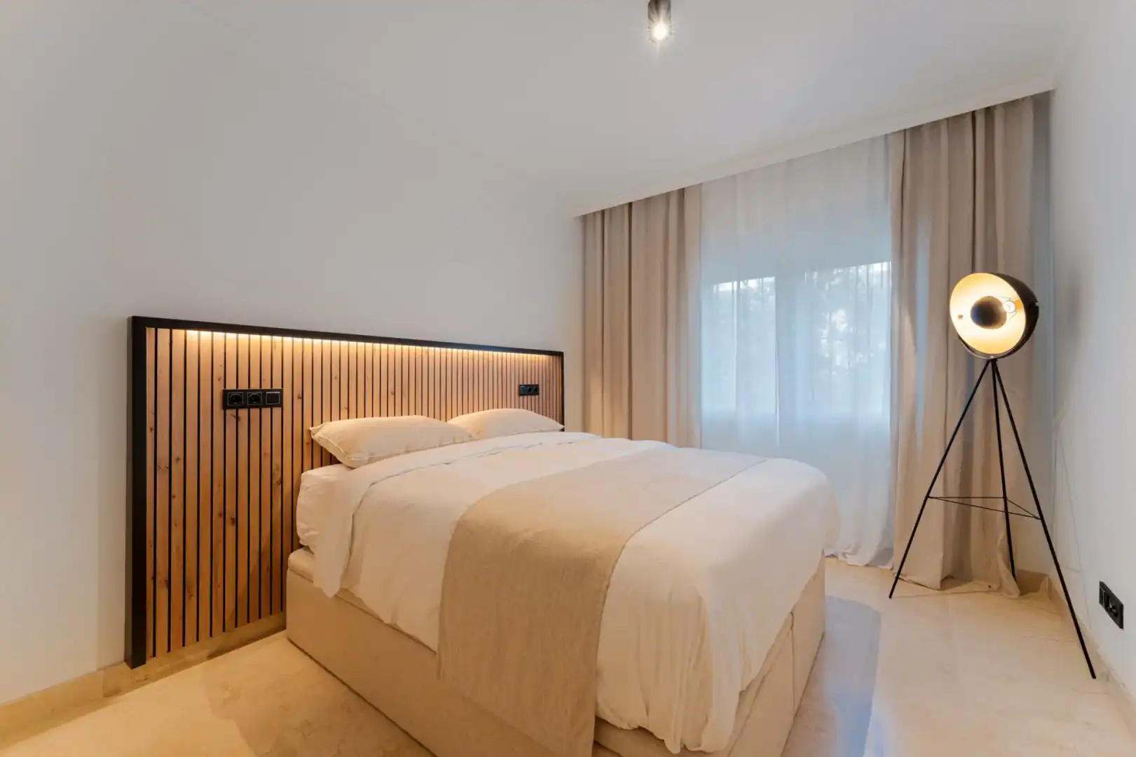 Apartamento con piscina en venta en Milla de Oro, imagen 16
