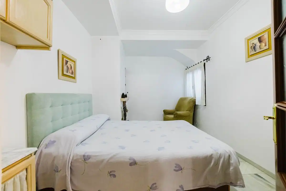 Dormitori de Casa adosada en venda en Cañete la Real amb Aire condicionat, Calefacció i Terrassa