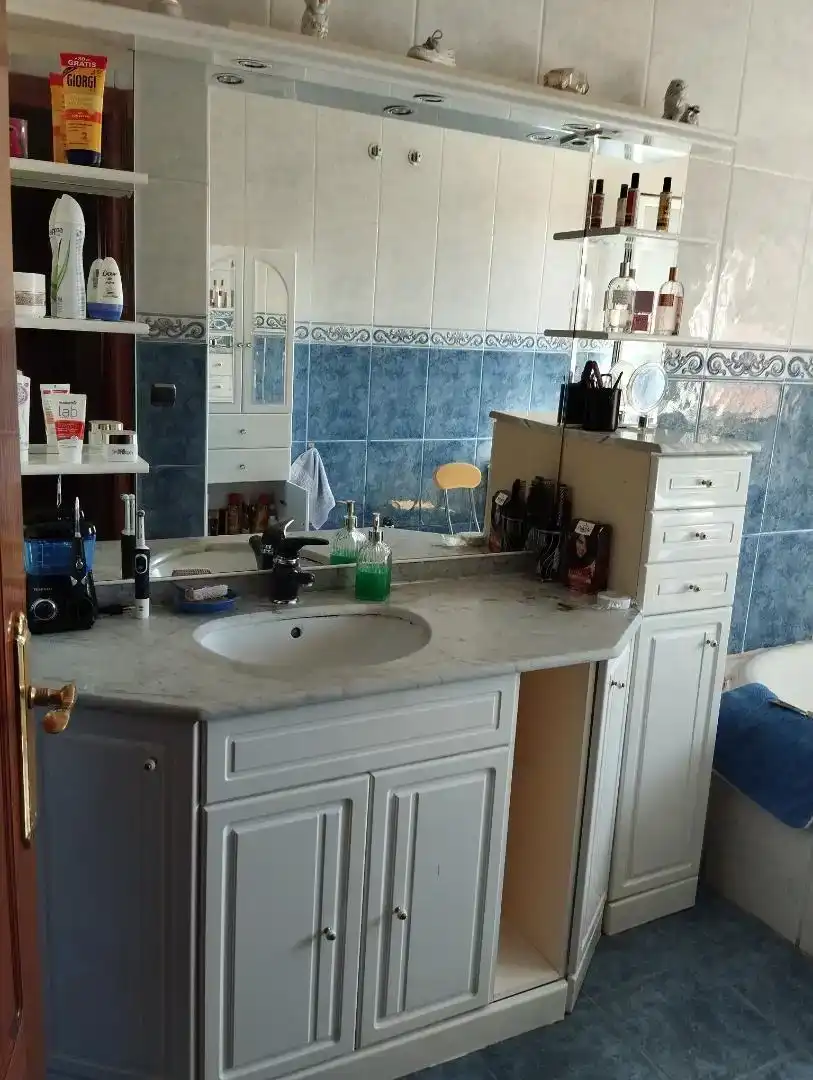 Baño de Casa o chalet en venta en La Vecilla con Jardín privado, Trastero y Piscina