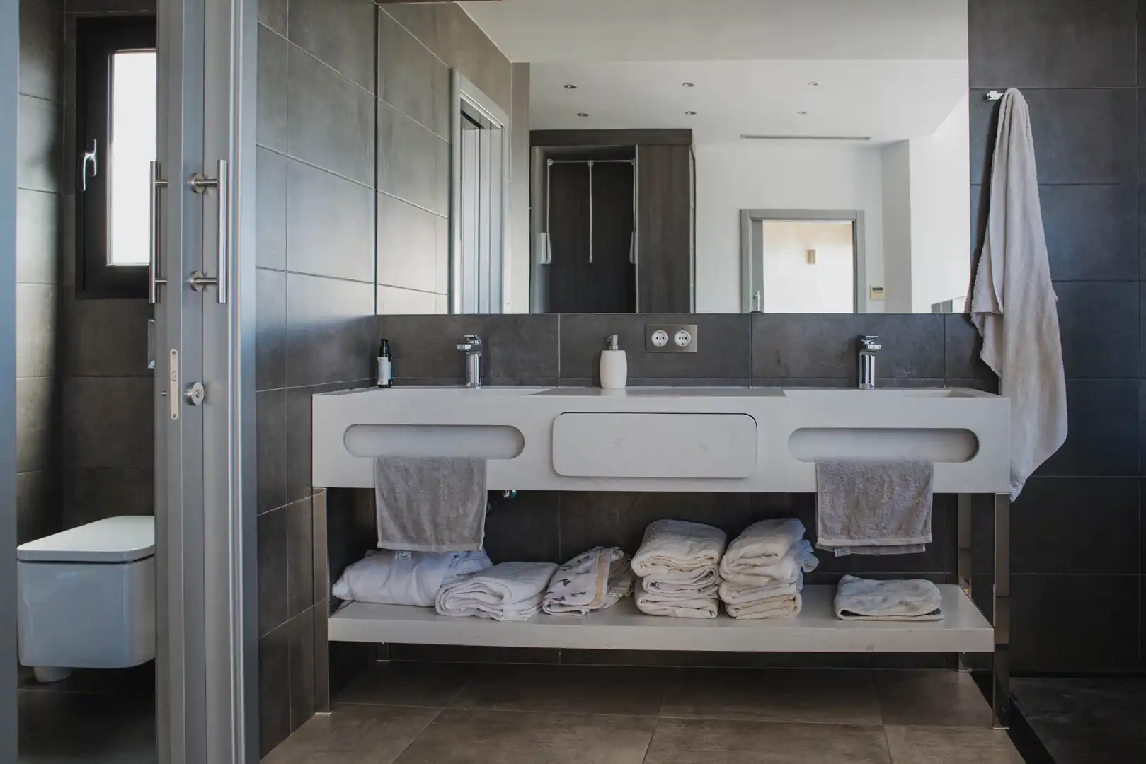 Baño de Casa o chalet de alquiler en San Bartolomé de Tirajana con Aire acondicionado, Calefacción y Jardín privado