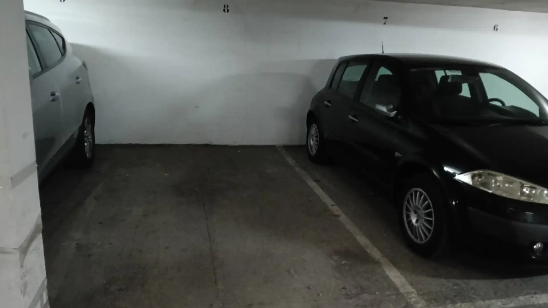 Einzelparkplatz mit Aufzug zur Miete in Calle de Miguel Ángel 7, imagen 2