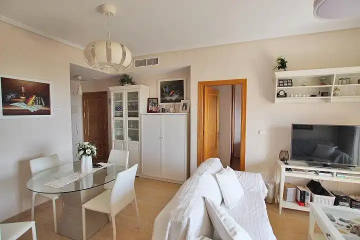 Wohnzimmer von Wohnungen zum Verkauf in Guardamar del Segura mit Klimaanlage, Terrasse und Abstellraum
