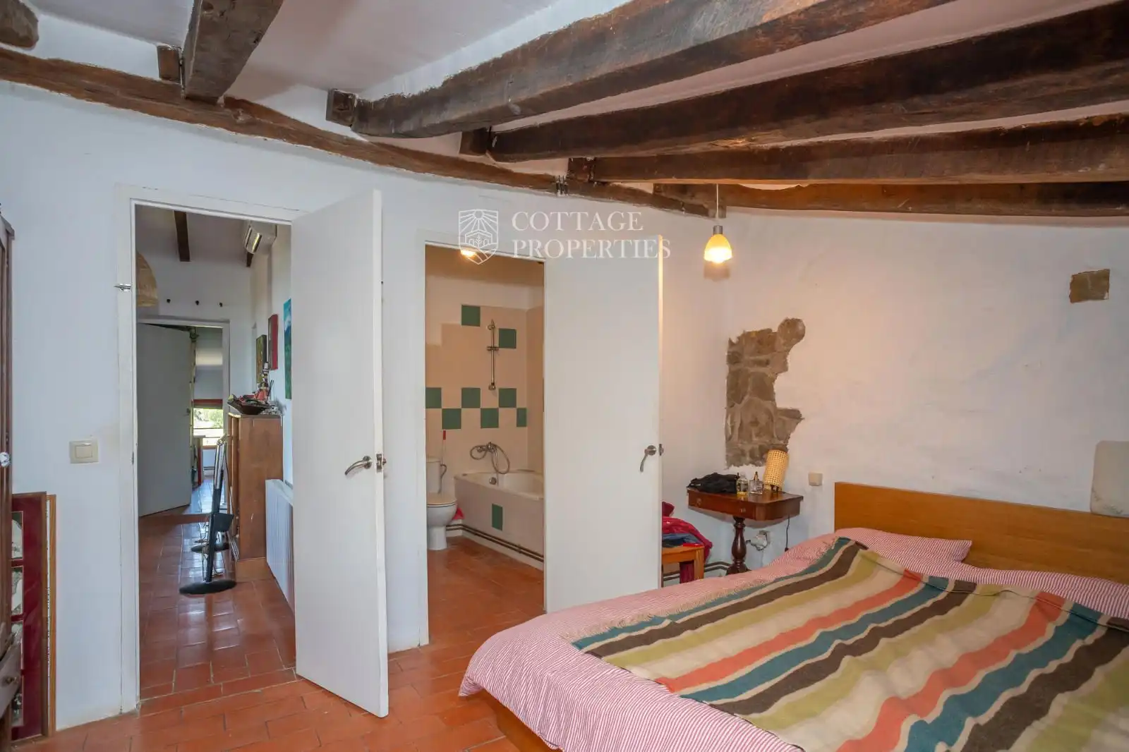 Habitación de Finca rústica en venta en Maià de Montcal con Calefacción y Piscina
