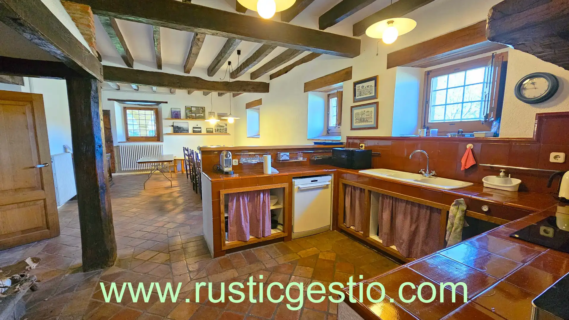 Country house zum Verkauf in La Vall d'en Bas mit Heizung, Privatgarten und Parkett