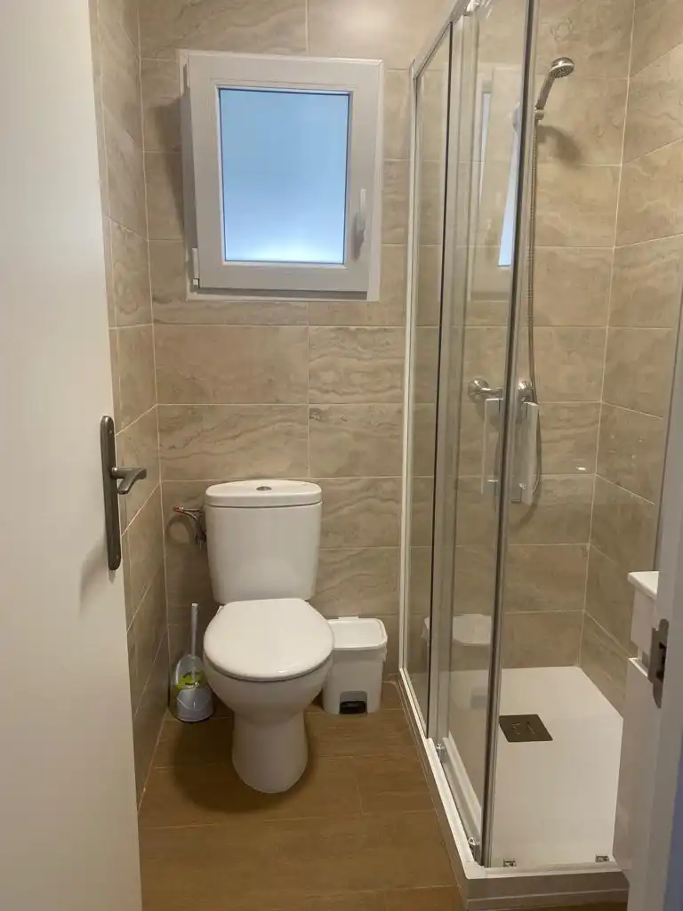 Baño de Piso de alquiler en Melilla con Amueblado