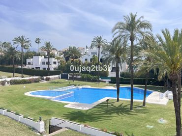 Dúplex en venda a Nueva Andalucía