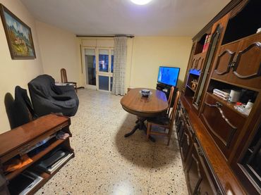 Piso con balcón en venta en Llevant