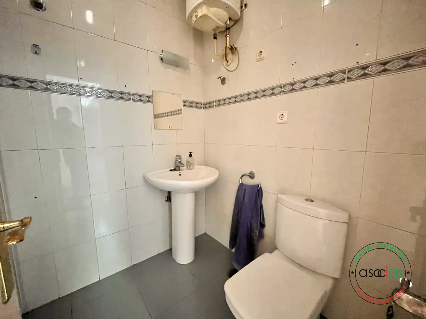 Baño de Local en venta en Oviedo 
