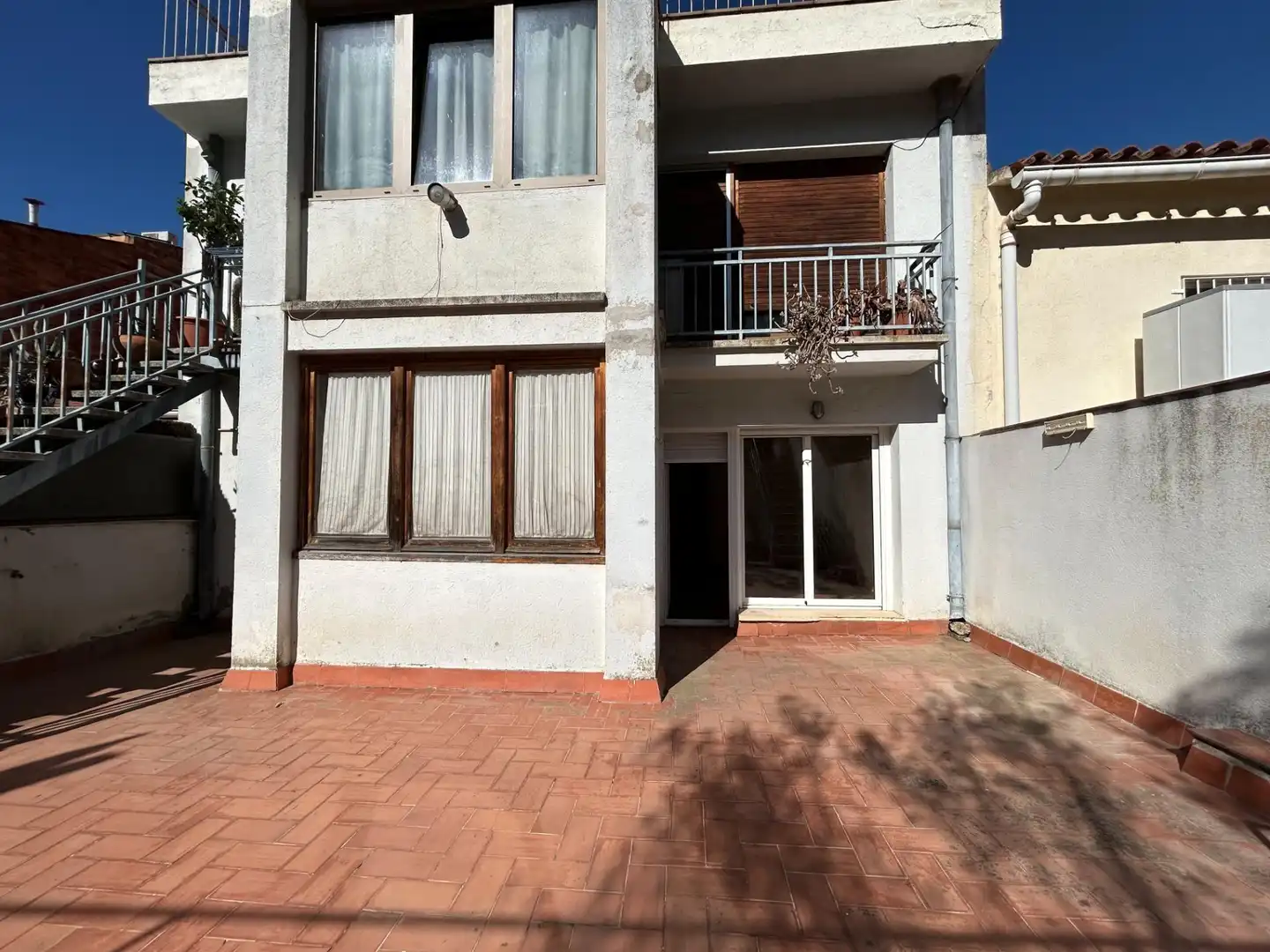 Vista exterior de Pis en venda en La Garriga amb Calefacció, Terrassa i Traster