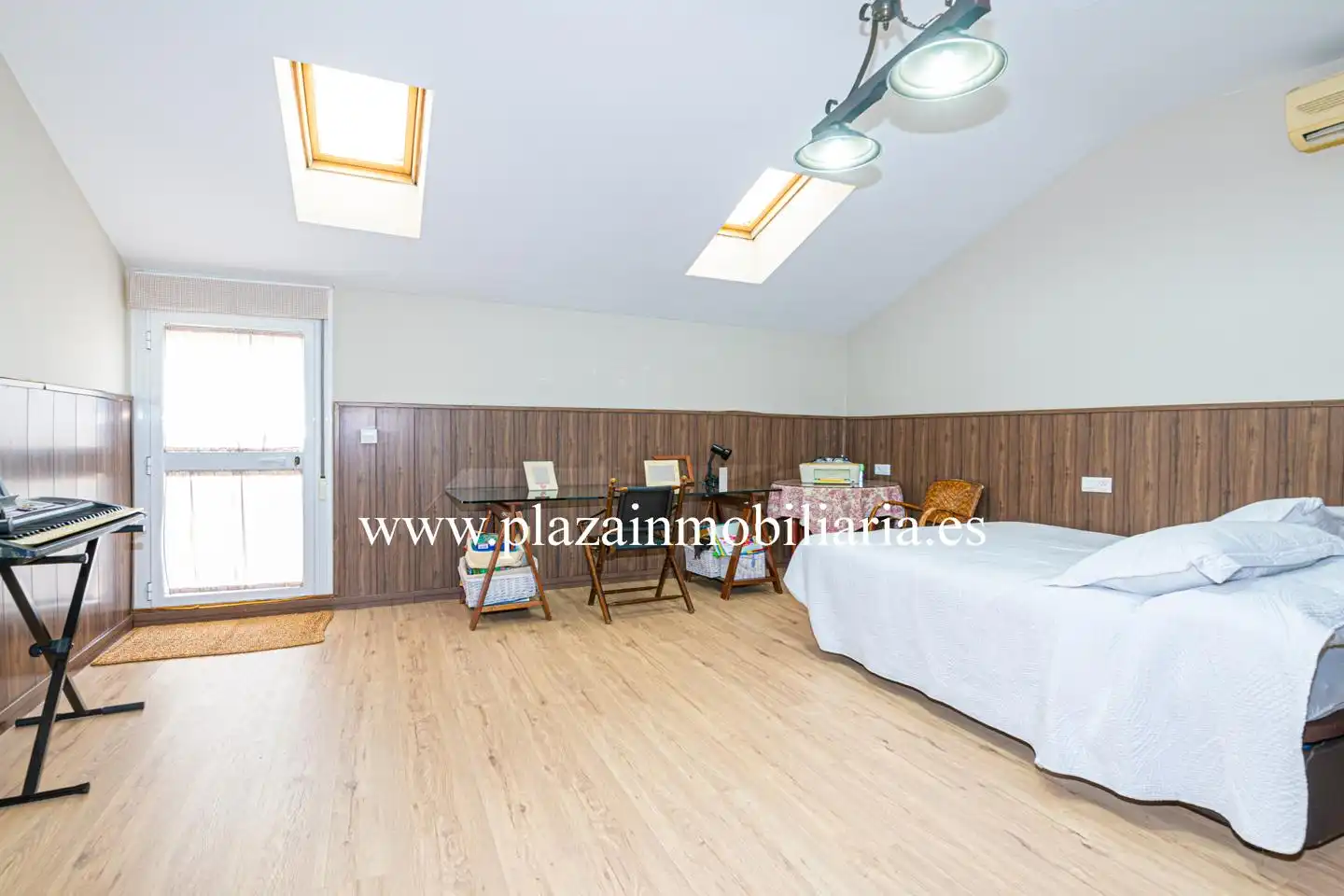 Habitación de Casa o chalet en venta en Lucena con Aire acondicionado, Parquet y Terraza