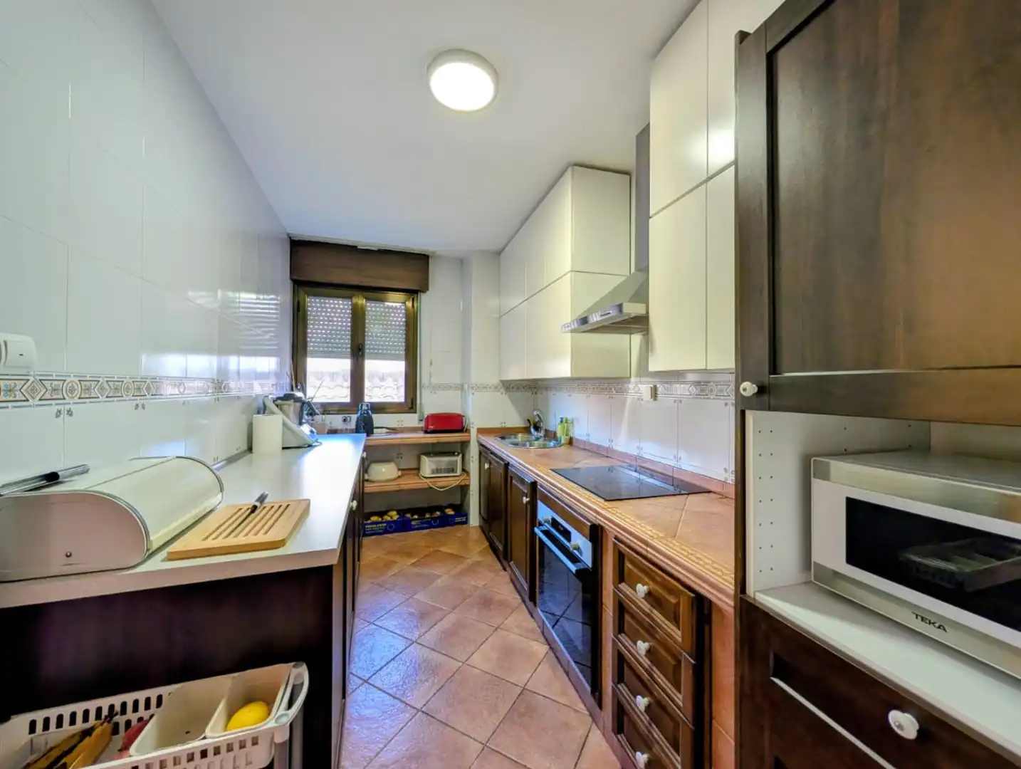 Cuina de Casa o xalet en venda en Loja amb Terrassa, Traster i Balcó
