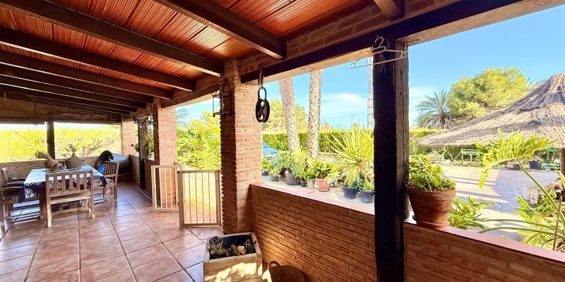 Terrace of House or chalet for sale in Elche / Elx  with Private garden, Terrace and Storage room