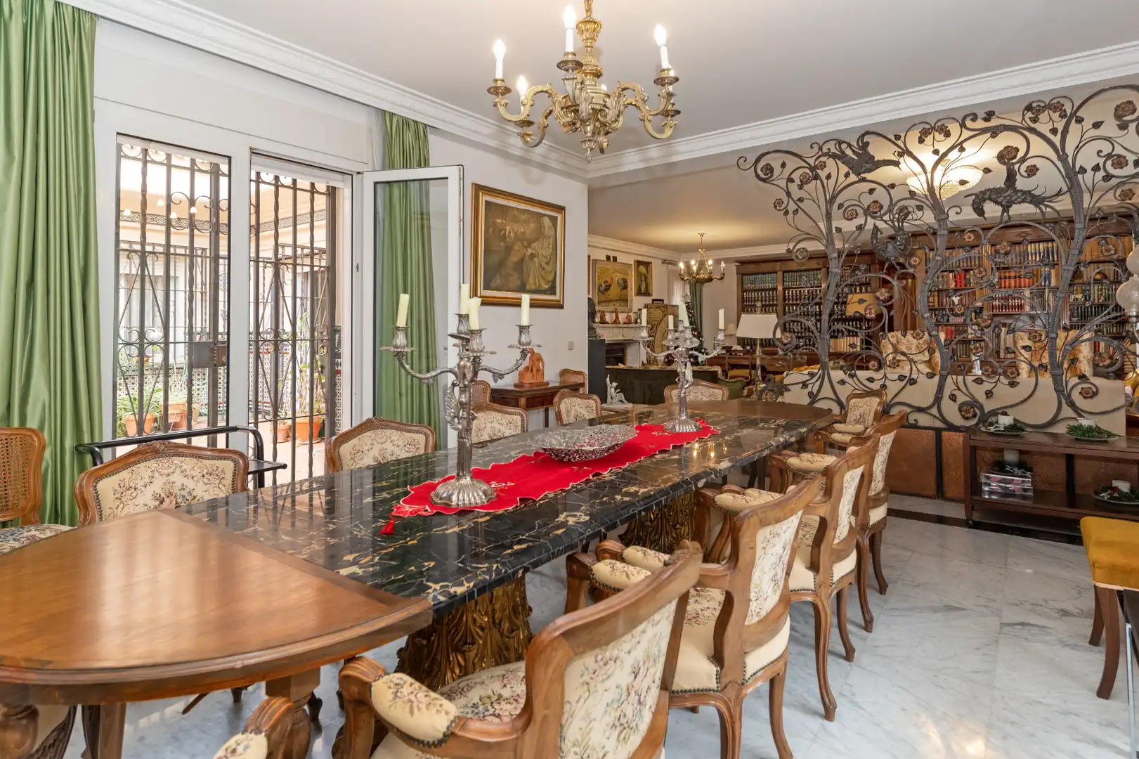 Comedor de Casa o chalet en venta en Málaga con Aire acondicionado, Calefacción y Jardín privado