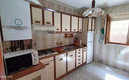 Kitchen of Flat for sale in Astorga  with Terrace