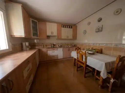 Cuina de Casa o xalet en venda en Valdeobispo amb Aire condicionat